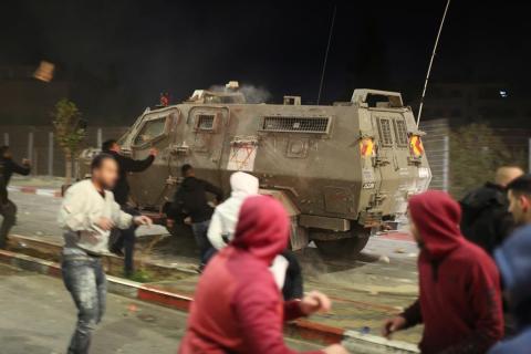 شبان يتصدون لاقتحام قوات الاحتلال بلدة سلود قرب رام الله