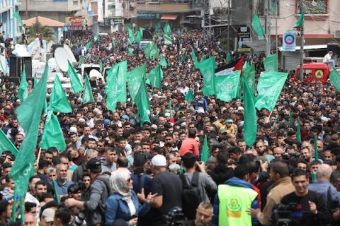 مظاهرة حاشدة شمال غزة تضامنا مع القدس والأقصى
