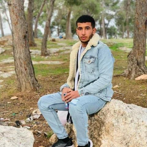 استشهاد الشاب لطفي إبراهيم لبدي 20 عاماً.jpg