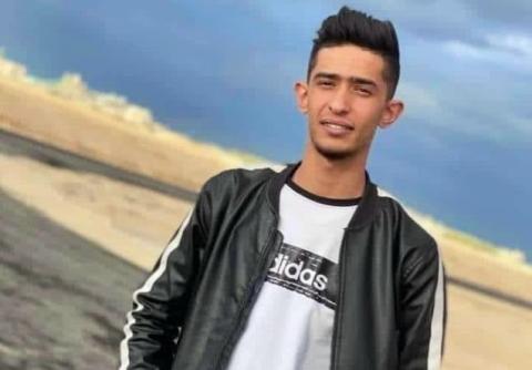 الشهيد أحمد إبراهيم عويدات 20 عاما.jpg