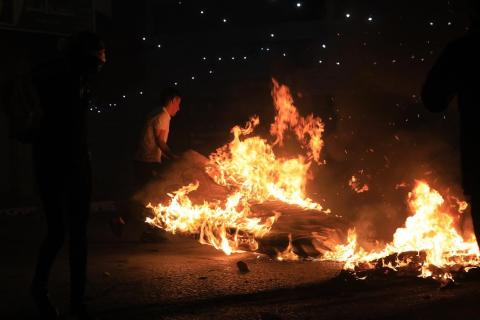 مواجهات بين الشبان وقوات الاحتلال في منطقة باب الزاوية وسط الخليل