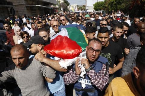 تلفزيون فلسطين: سيتم تشييع جثمان شيرين أبو عاقلة غدا صباحاً من مقر المقاطعة بحضور الرئيس محمود عباس
