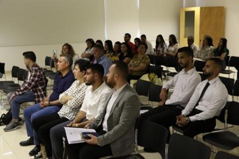 جامعة دار الكلمة تناقش مشاريع تخرج طلبة برنامج الأدلاء السياحيين الفلسطينين