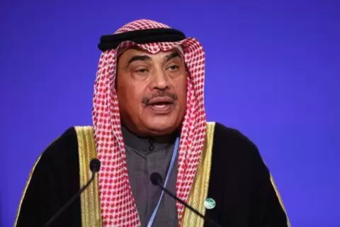رئيس الوزراء الكويتي الشيخ صباح الخالد الصباح يتحدث في جلاسجو في الثاني من نوفمبر تشرين الثاني 2021. صورة لرويترز من ممثل لوكالات الأنباء