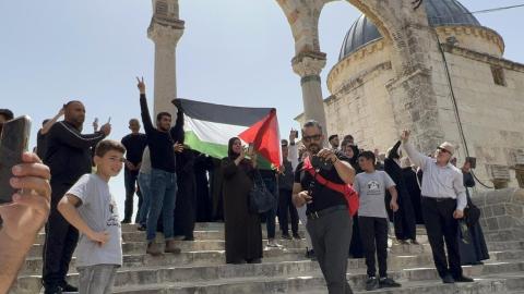 جولات استفزازية وطقوس في ساحات المسجد الأقصى