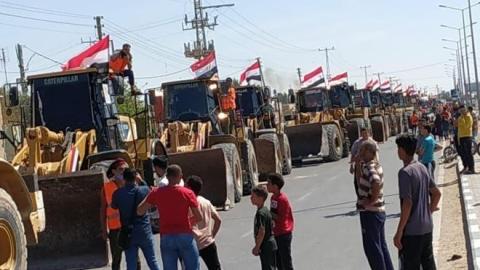 نفي تقارير حول انسحاب الطواقم المصرية العاملة في مشاريع إعادة الإعمار بغزة