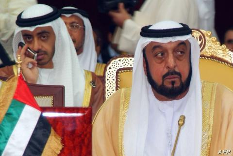 الشيخ خليفة بن زايد رئيس دولة الإمارات.jpg