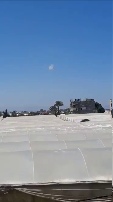 بالفيديو الجيش الإسرائيلي:  اعتراض قطعة جوية مشبوهة في المجال الجوي فوق قطاع ‎غزة