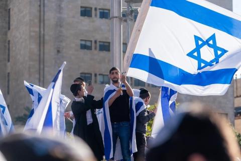مسيرة استفزازية للمستوطنين في شوارع مدينة القدس. (عدسة: معاذ الخطيب)