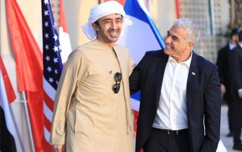 عبدالله بن زايد يلتقي يائير لابيد في أول زيارة رسمية إلى إسرائيل.JPG