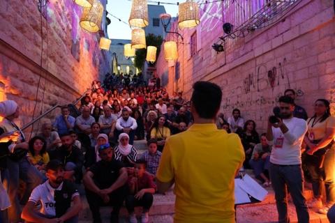 بالصور "عَ الدّرَج" يختتم فعالياته وسط حضور جماهيري مميز