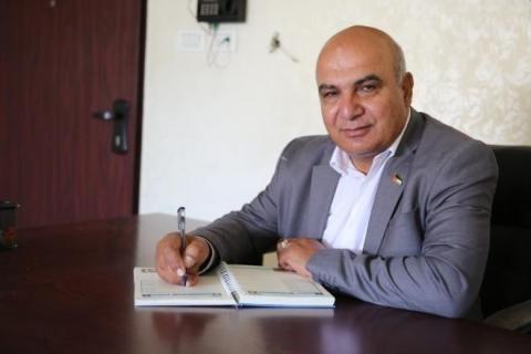 هاني العقاد.jpg