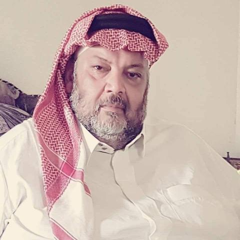 الكاتب الصحفي الدكتور جمال ابو ظريفة.jpg