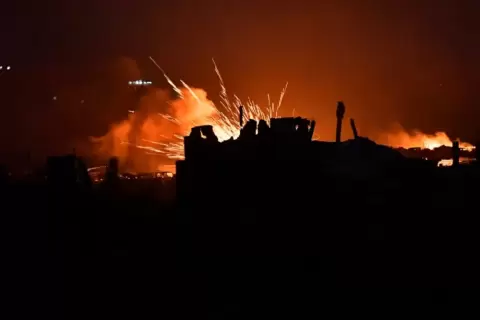 قصف اسرائيلي لموقع "فيلق القدس" الايراني جنوبي دمشق/AFP