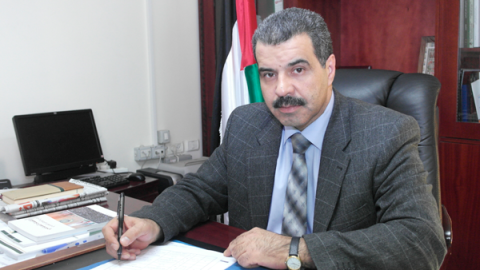 رئيس ديوان الرقابة المالية والإدارية الفلسطيني إياد تيم.png