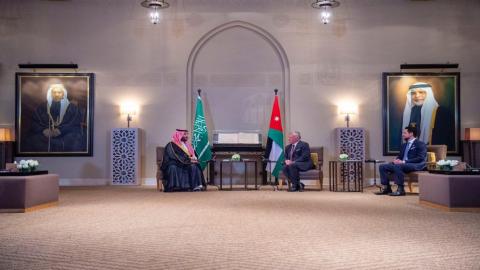 ملك الأردن وولي عهد السعودية يبحثان سبل التعاون والقضايا الإقليمية.jpeg