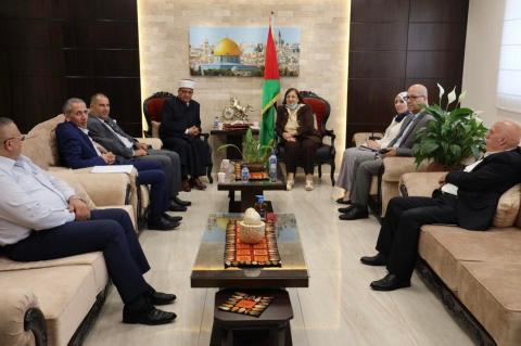 الصحة والأوقاف تبحثان الترتيبات الصحية خلال موسم الحج للعام الحالي.jpg