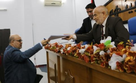 جلسة خاصة لتوجيه سؤال برلماني لرئيس لجنة متابعة العمل الحكومي عصام الدعليس.JPG