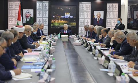 الرئيس يترأس جلسة مجلس الوزراء.jpg