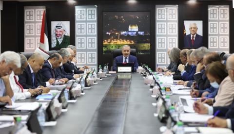 مجلس الوزراء الفلسطيني يتخذ سلسلة إجراءات صارمة لحماية المواطنين من ارتفاع الأسعار