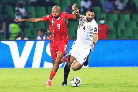 مصر تنتصر بصعوبة على غينيا في تصفيات أمم إفريقيا