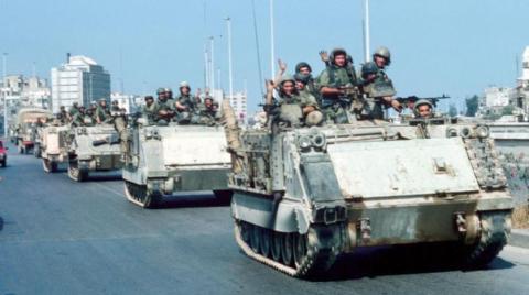 جنود إسرائيليون في بيروت خلال غزو عام 1982 (غيتي).jpg