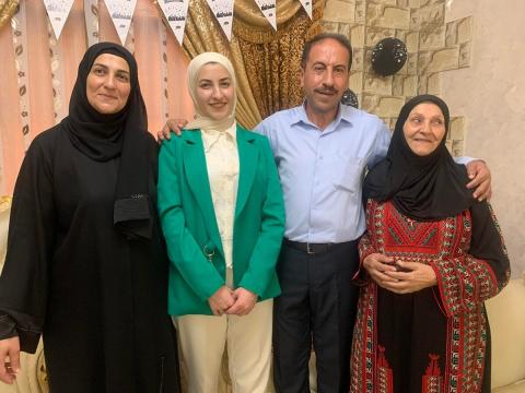 الطالبة حلا الكيلاني.jpg