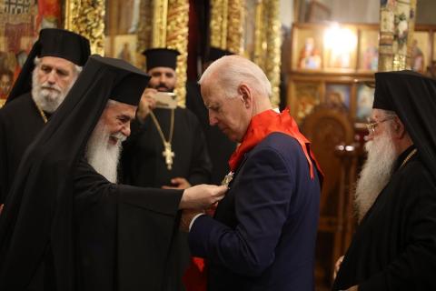 الرئيس الأميركي جو بايدن، خلال زيارته كنيسة المهد في بيت لحم 7(1).jpg