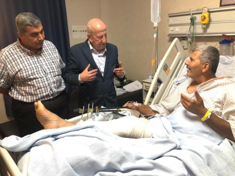 وفد من النضال الشعبي يزور د.الشاعر ويقدم واجب العزاء بشهيدي نابلس