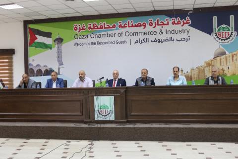 الغرفة التجارية بغزة تطالب بإعادة دراسة قرار وزارة الاقتصاد برفع رسوم إذن الاستيراد