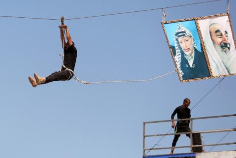 غزة... ماهي الحلول اللازمة للخروج من الازمة الاقتصادية؟
