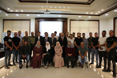 الداخلية تخرج الدورة التدريبية الثانية بمدونة الاخلاقيات وقواعد السلوك العامة لمنتسبي قوى الأمن