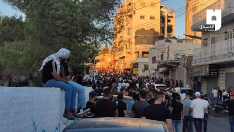 تشييع الشهيدة المقدسية مي عفانة في بلدة أبو ديس شرق القدس بعد تسليم جثمانها المحتجز لدى الاحتلال 4.jpg