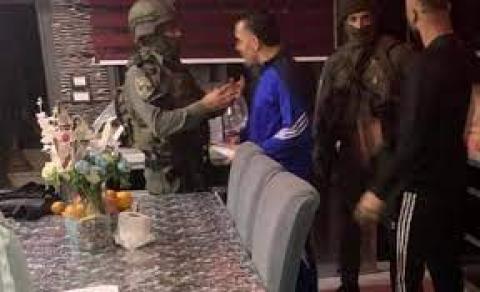 الاحتلال يقتحم منزل محافظ القدس عدنان غيث.jpg
