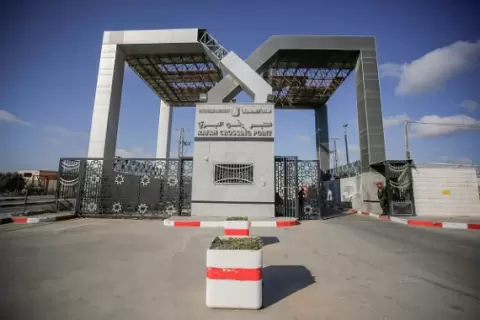 تنويه مهم حول عمل صالة التسجيل للسفر عبر معبر رفح
