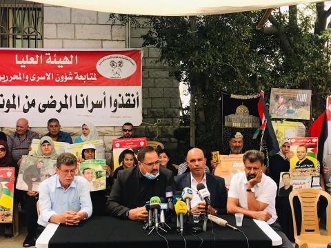 خلال الوقفة الاسنادية الأسبوعية دعما لأسرانا.jpg