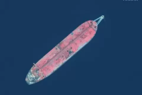 صورة التقطت عبر الأقمار الصناعية من ماكسار تكنولوجيز تظهر ناقلة صافر في حزيران/يونيو 2020 afp