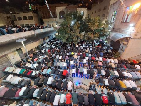 مساجد فلسطين تقيم صلاة الغائب