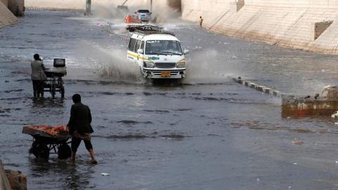 عشرات الضحايا جراء السيول في اليمن.jpg