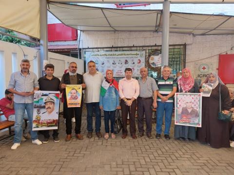 التجمع الفلسطيني للوطن والشتات في وقفة اسنادية مع الأسرى الإداريين والمرضى