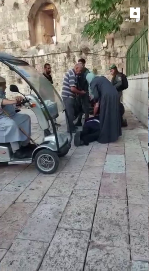 اعتقال مواطن من القدس بعد الاعتداء عليه