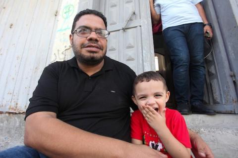السادس من أغسطس لم يكن يوما عاديا على إسماعيل الملاحي(36عاماً) الذي فجع بإرتقاء شريكة عمره آلاء الطهراوي (26 عاماً) 7.jpg