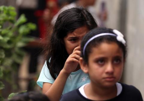باحث اقتصادي يحذر من وقوع كارثة انسانية في قطاع غزة