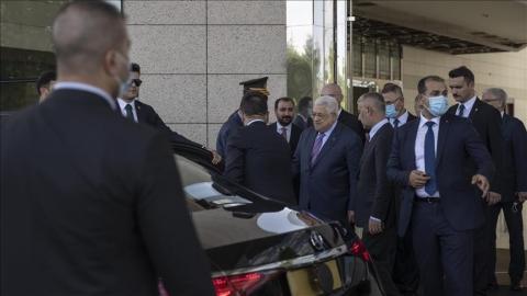 أبومازن يصل أنقرة تلبية لدعوة من الرئيس التركي.jpg