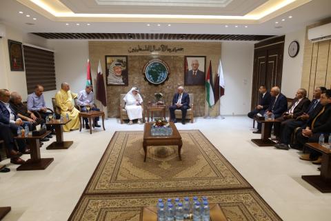 جمعية رجال الأعمال بغزة تستقبل السفير القطري محمد العمادي.jpg