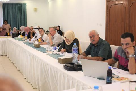 مركز الإعلام المجتمعي ينفذ جلسة استماع لمناقشة المشاكل المتعلقة بمحطات تحلية المياه العامة والسبيل