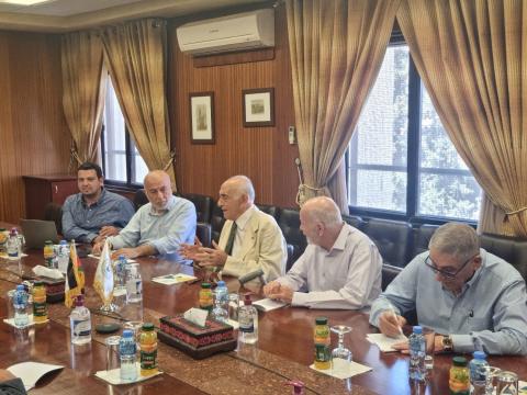منيب رشيد المصري يتبرع لمستشفى جامعة النجاح بمليون دولار لتأسيس مركز علاج أمراض الكلى