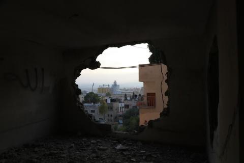 جنين - قوات الاحتلال الاسرائيلي تفجر شقة سكنية لمنفذ عملية "ديزنغوف" في تل أبيب، رعد خازم