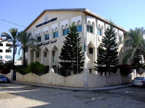 مع غياب الحلول .... سكان غزة يبحثون عن المزيد من تصاريح العمل