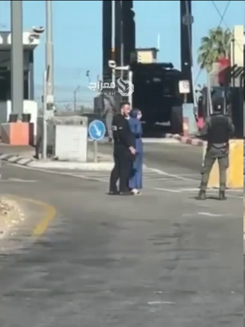 اعتقال فتاة على حاجز الجيب شمال غرب القدس
